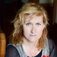 Eddi Reader at Pavilion Theatre Worthing