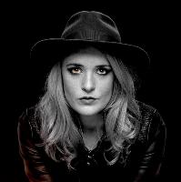 Elles Bailey at The Flowerpot