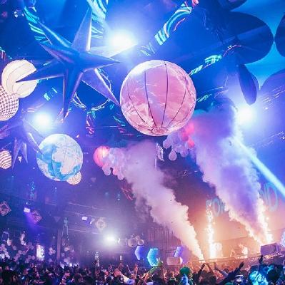 Foreverland - Space Invasion Rave with Macky Gee