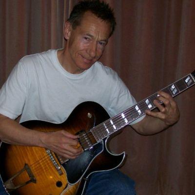 Sunday jazz with the Mike Miller Trio.