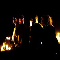 Pale + The Throwaway Scene live in Sheffield at Record Junkee