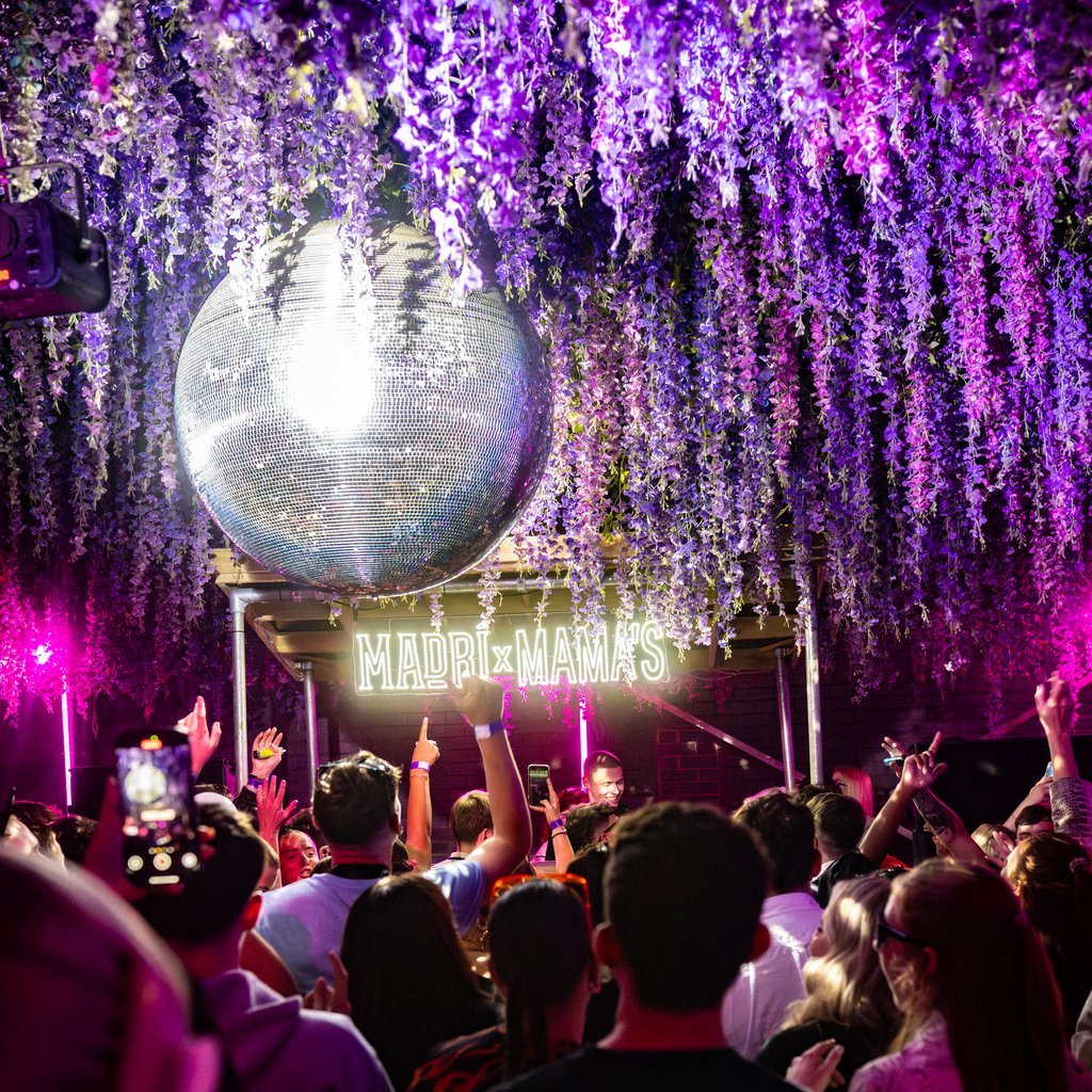 Mama's Friday w\/ Altasoph All Night Long + Live Music