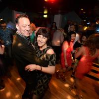 radlett / 30s to 50splus party (music video party with DJ)