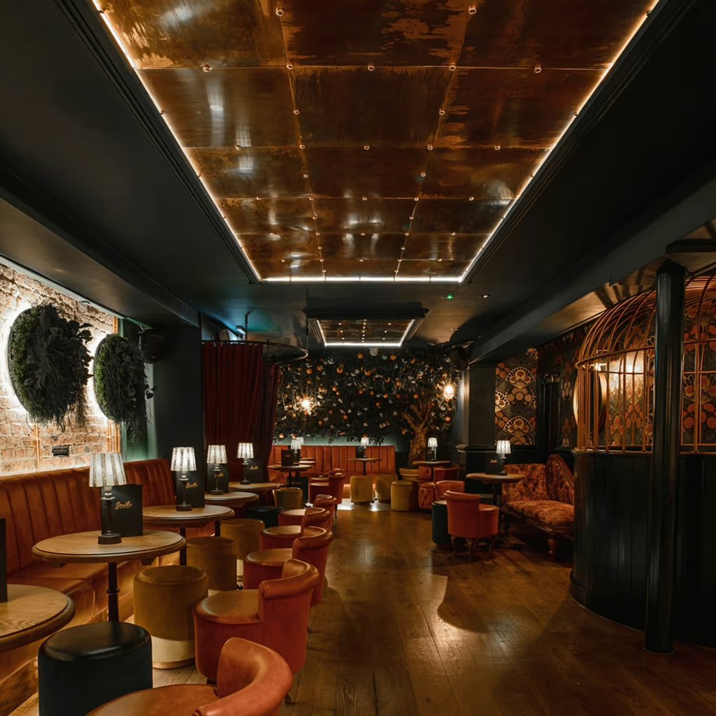 Speed Dating in Hammersmith @ Smith's Cocktail Bar (Ages 30-55) at Smiths Cocktail Bar, London