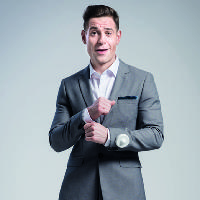 Lee Nelson at The Glee Club