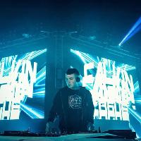 2019 Easter Weekender: Dusk Fridays w/ Calvin Logue