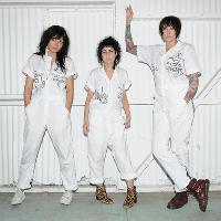 The Coathangers, DITZ + Crumbs