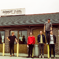 Rolling Blackouts Coastal Fever at Mama Roux's